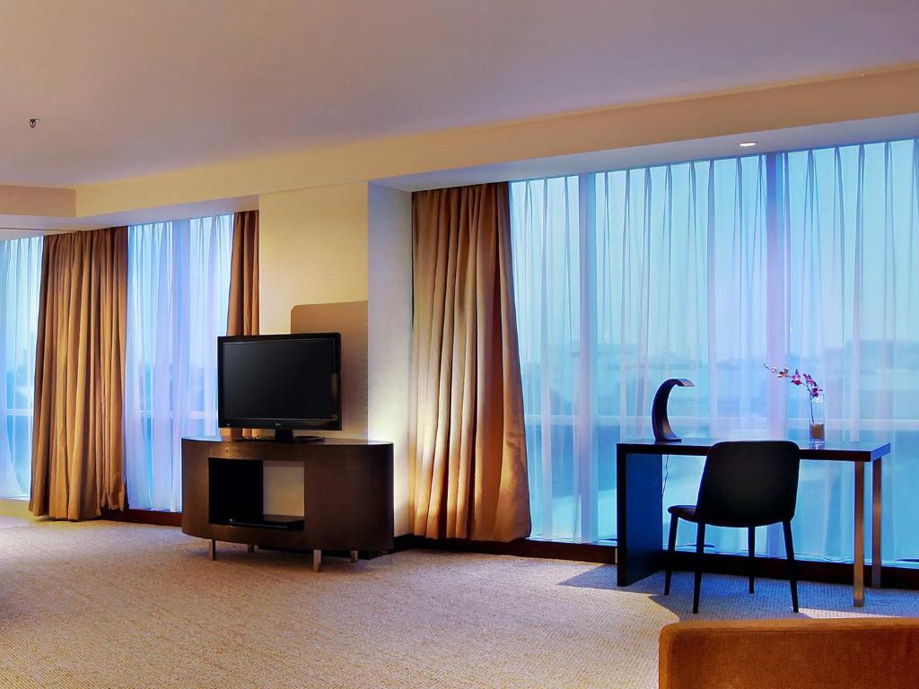 Aston Makassar Hotel & Convention Center Eksteriør bilde