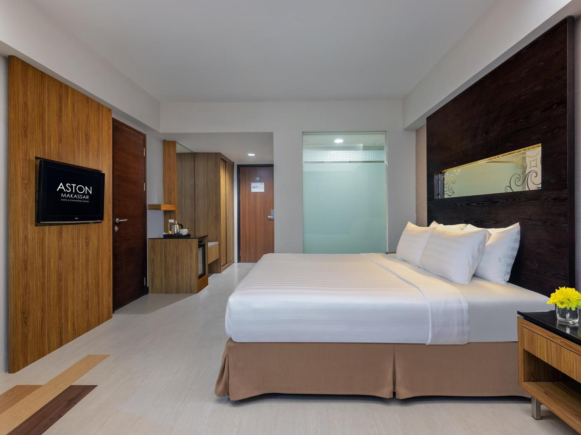 Aston Makassar Hotel & Convention Center Eksteriør bilde