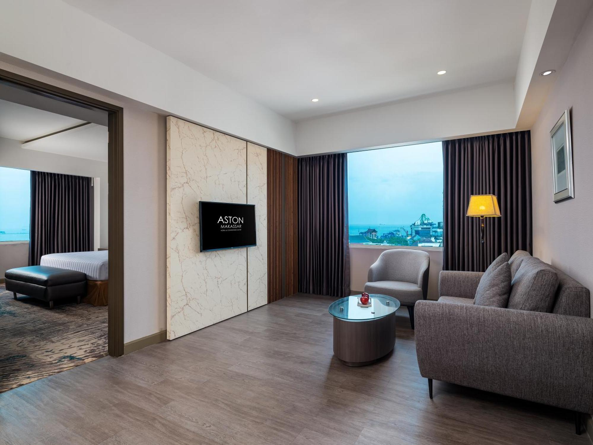 Aston Makassar Hotel & Convention Center Eksteriør bilde