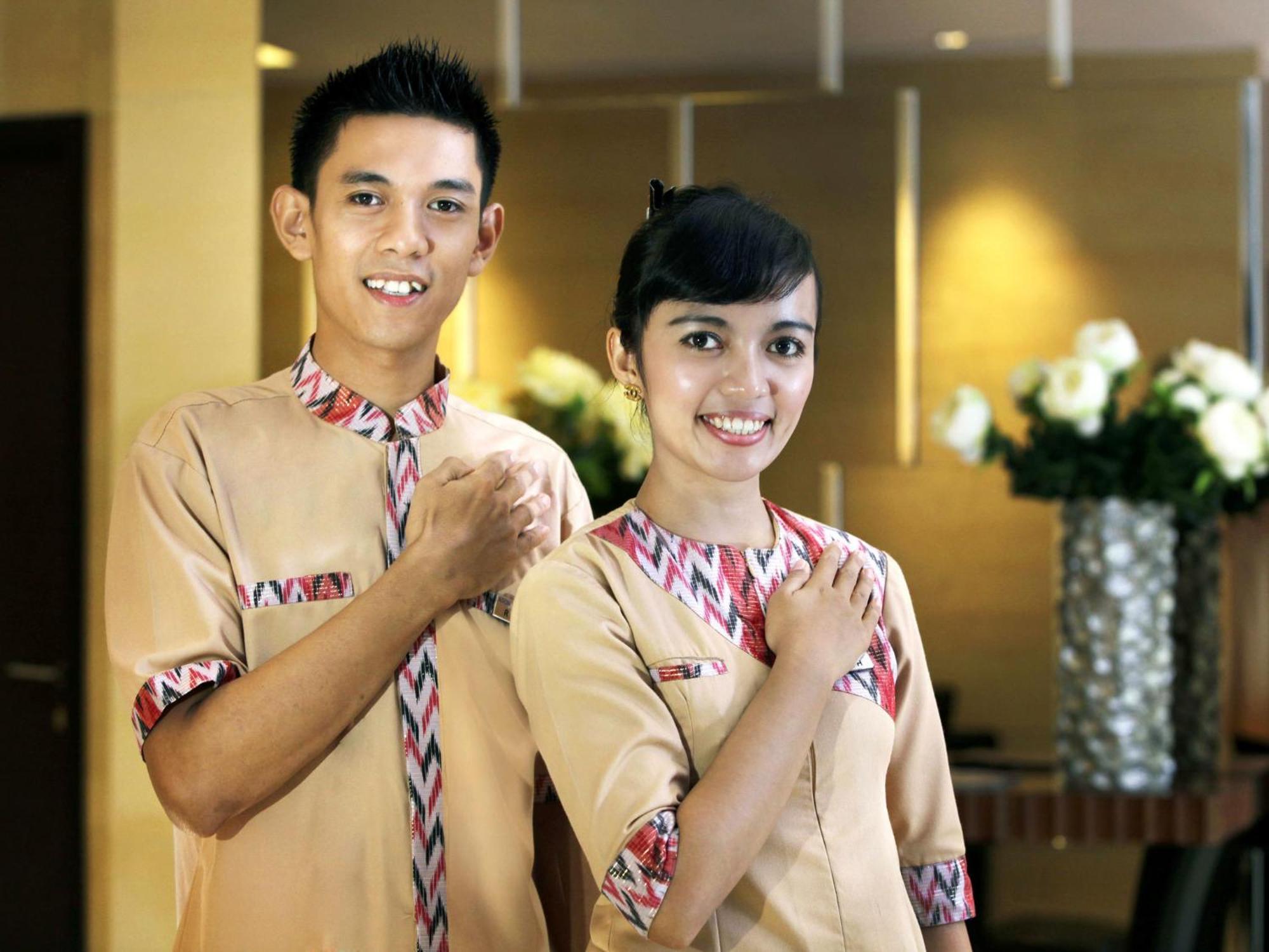 Aston Makassar Hotel & Convention Center Eksteriør bilde