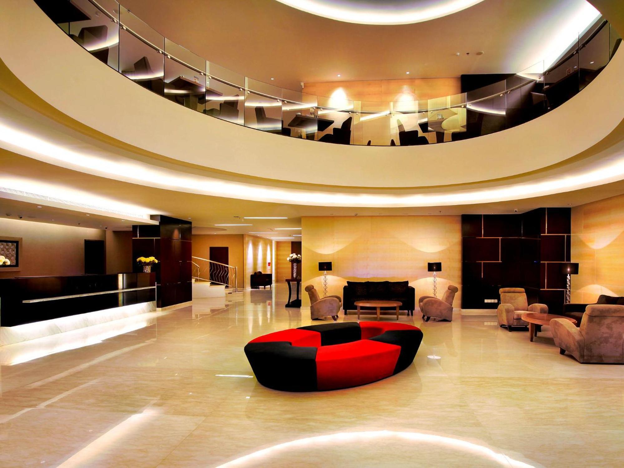 Aston Makassar Hotel & Convention Center Eksteriør bilde