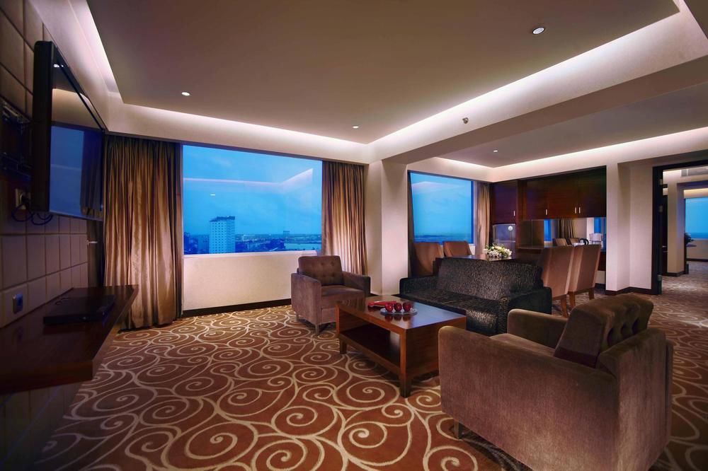 Aston Makassar Hotel & Convention Center Eksteriør bilde