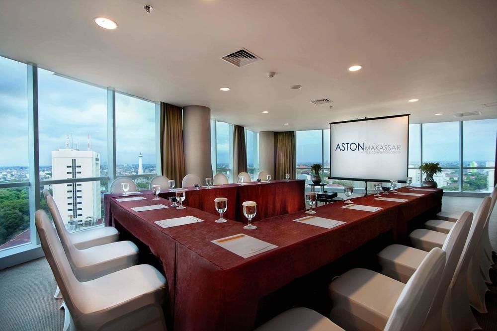 Aston Makassar Hotel & Convention Center Eksteriør bilde